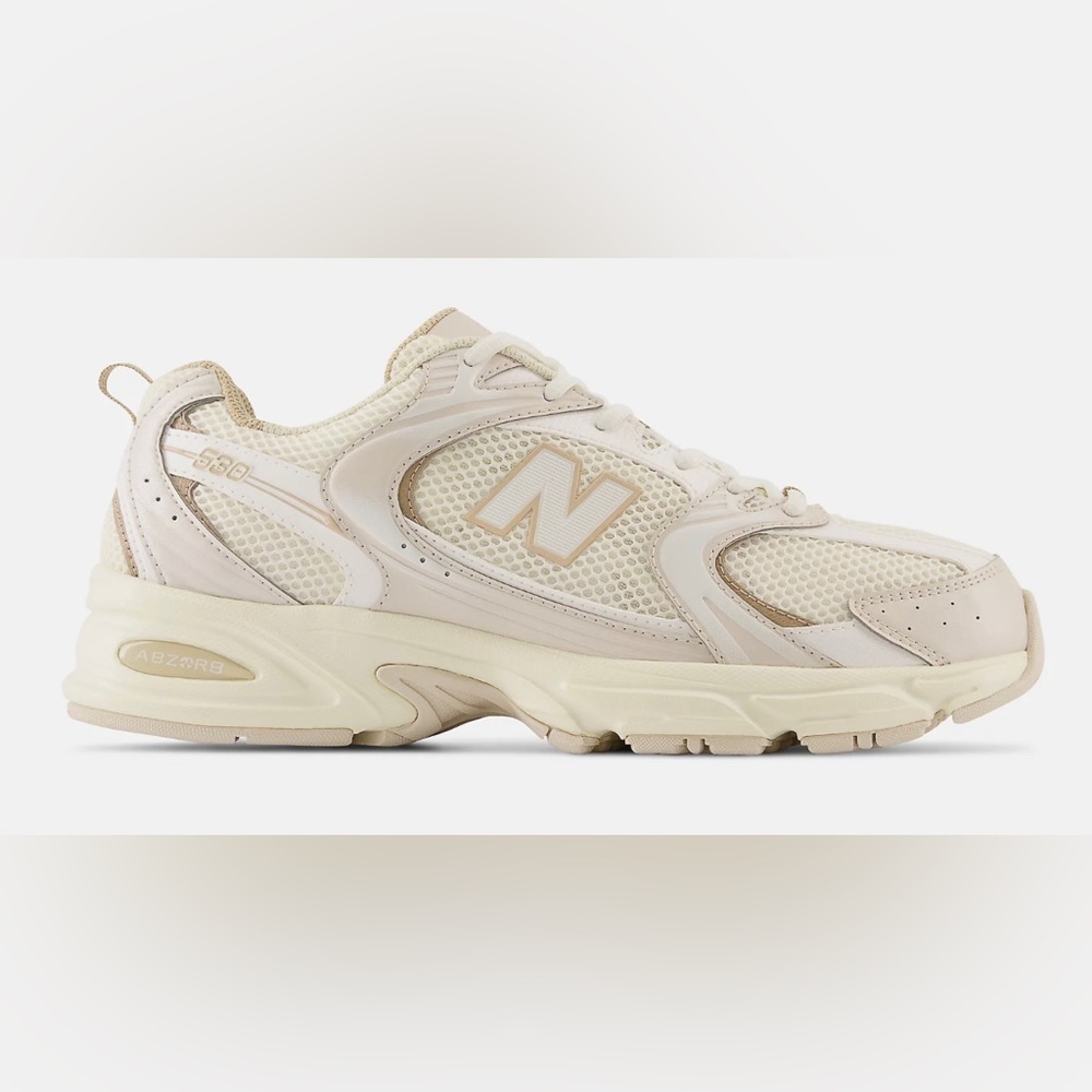New Balance 530 Sneakers in Beige / Angora / Incense NEVER BEEN WORN! BRAND NEW!